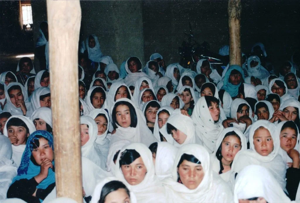 Founding of Salehi Zirak School in 1990